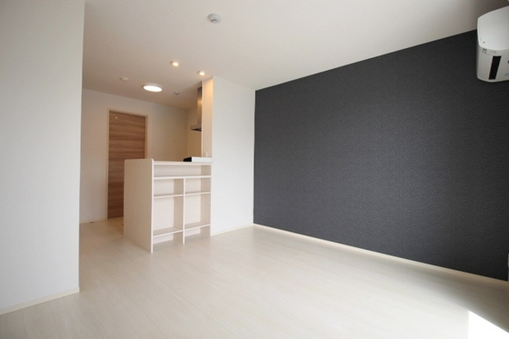 (2/20) 居室・リビング (2/20) 居室・リビング