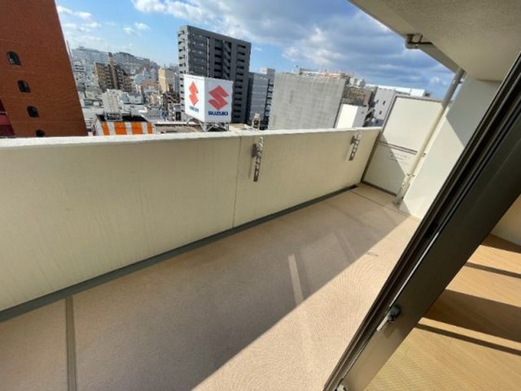 (12/22) バルコニー