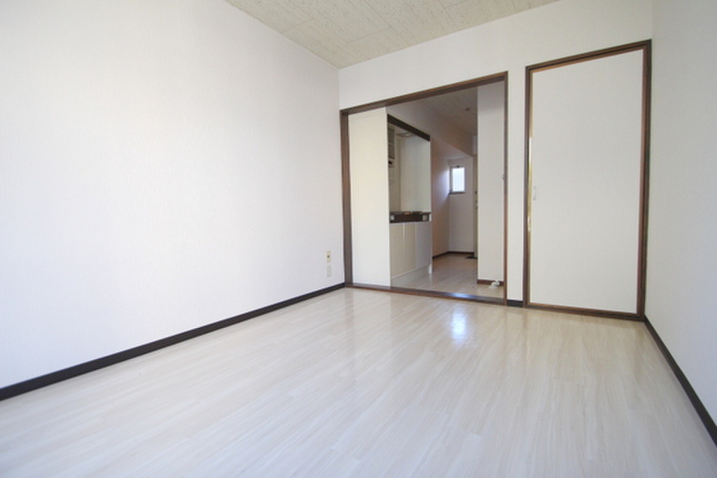 (2/24) 居室・リビング (2/24) 居室・リビング