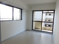 グランデュール今2号館