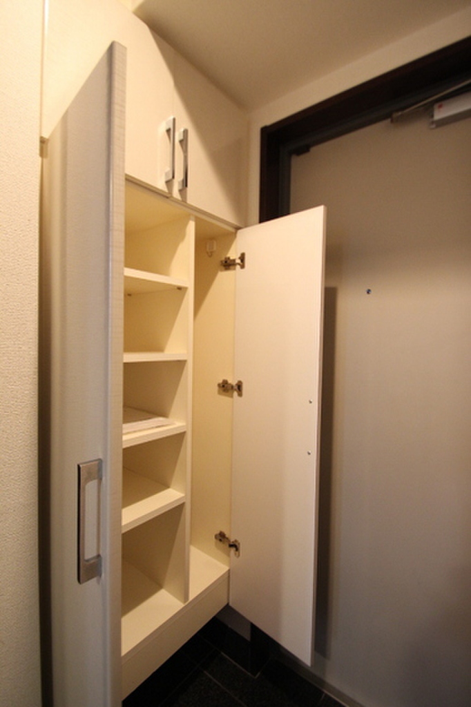 (14/19) 他号室のお写真です