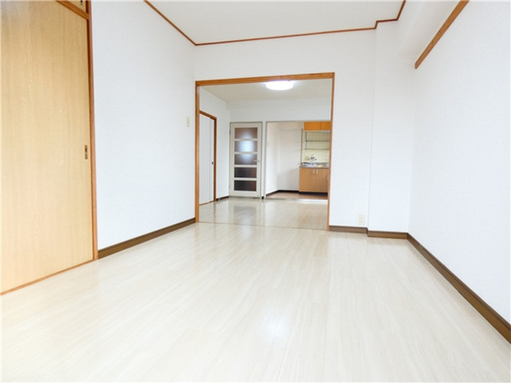 (2/26) 居室・リビング (2/26) 居室・リビング