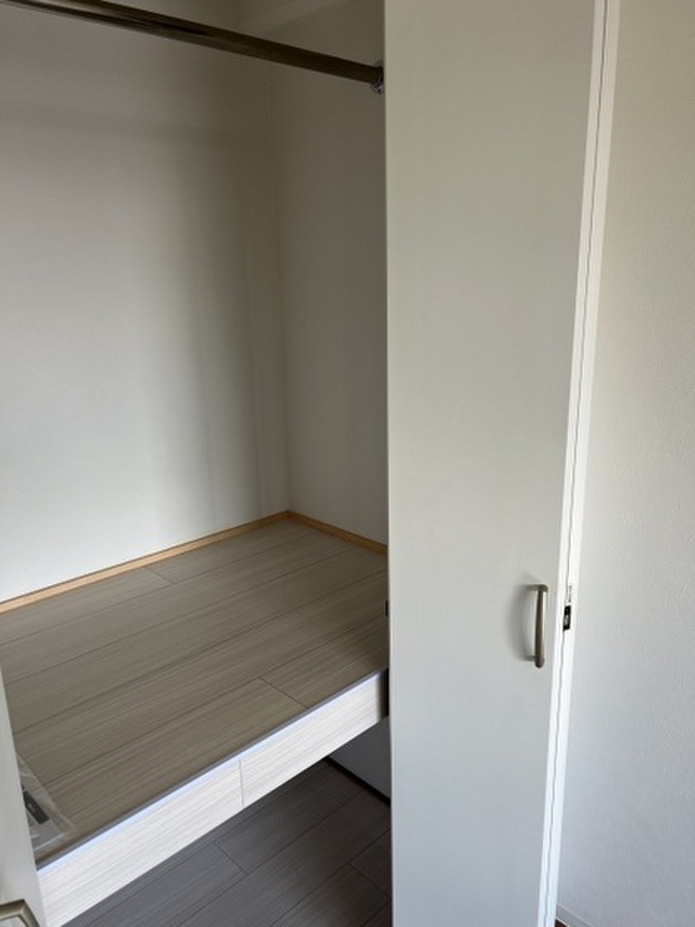 (16/24) 収納 (16/24) 収納