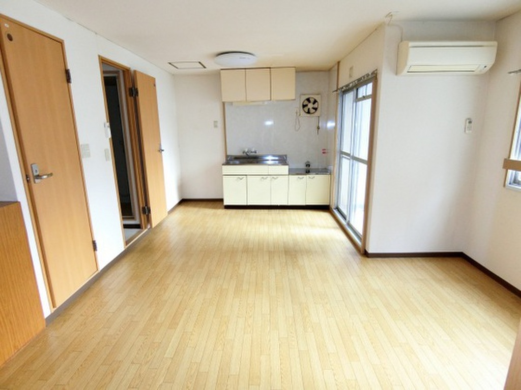 (2/19) 居室・リビング (2/19) 居室・リビング