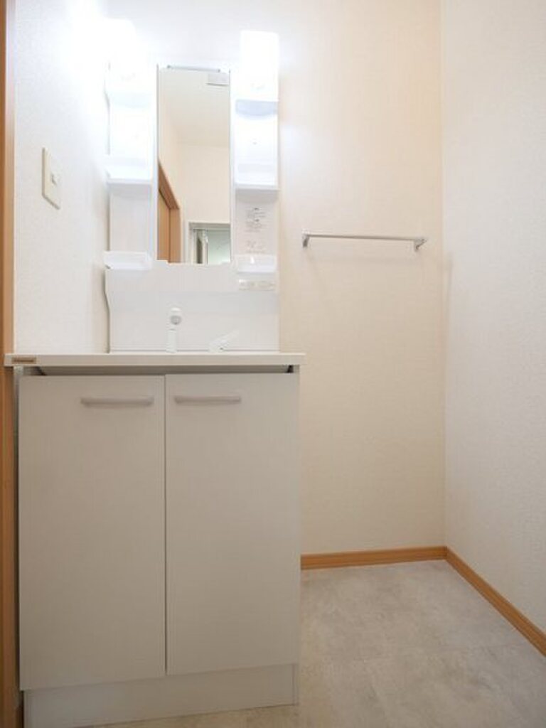 (8/17) 洗面所 (8/17) 洗面所