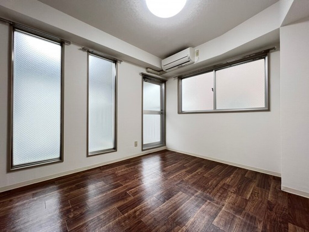 (2/23) 居室・リビング (2/23) 居室・リビング