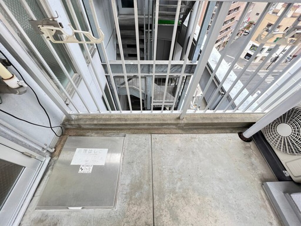 (6/23) バルコニー (6/23) バルコニー