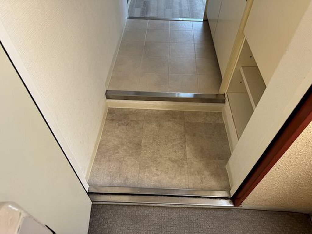 (7/25) 玄関 (7/25) 玄関