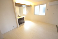 グランテリア楽々園W