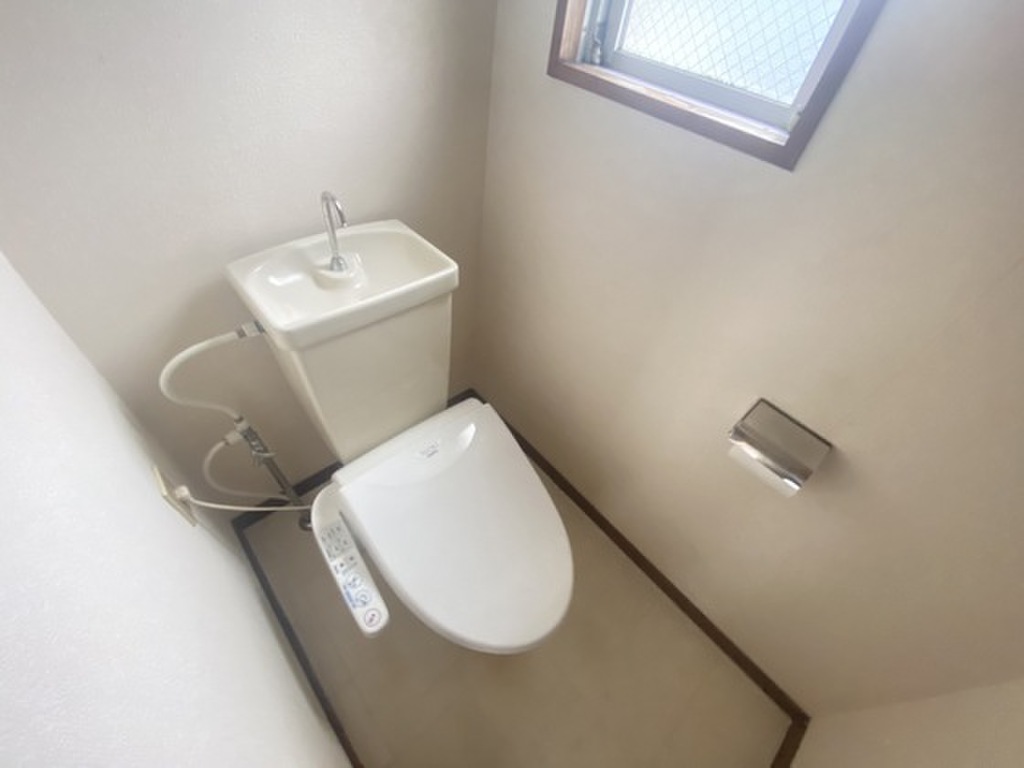 (8/25) トイレ (8/25) トイレ