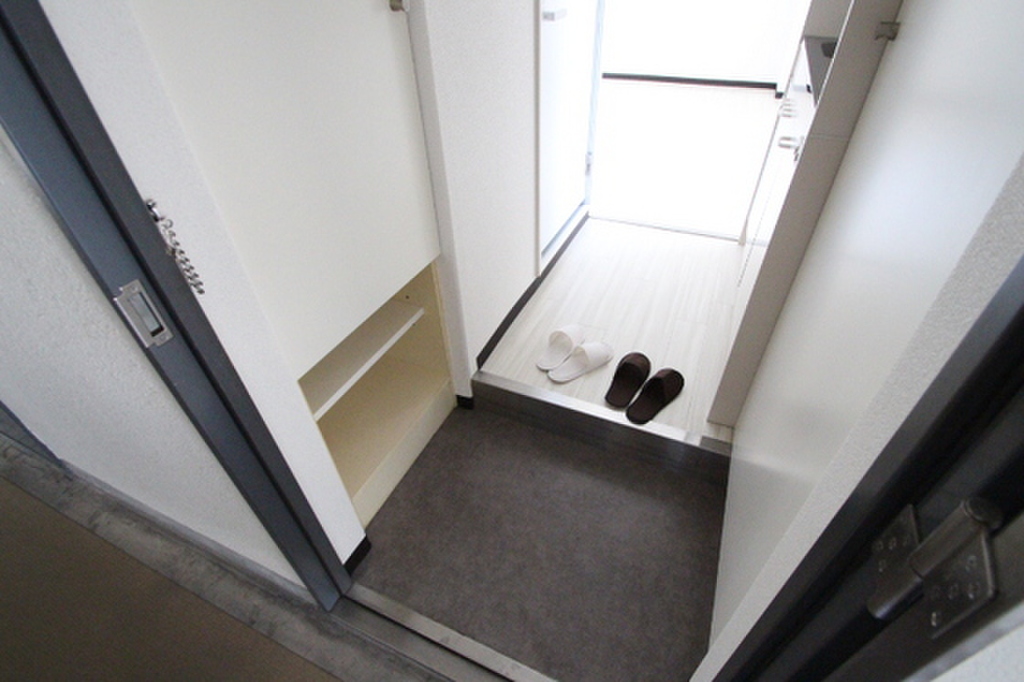 (10/28) 玄関 (10/28) 玄関