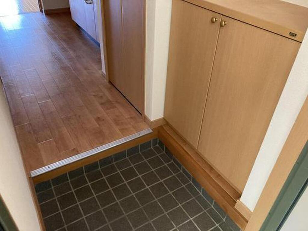 (8/19) ※他号室の写真です (8/19) ※他号室の写真です