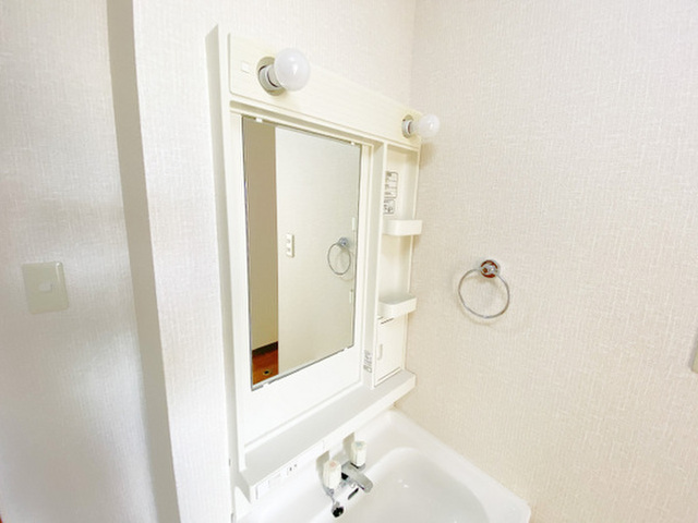 はなやびる
