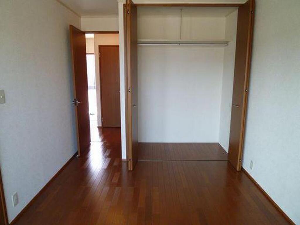 (8/18) ※他号室の写真です