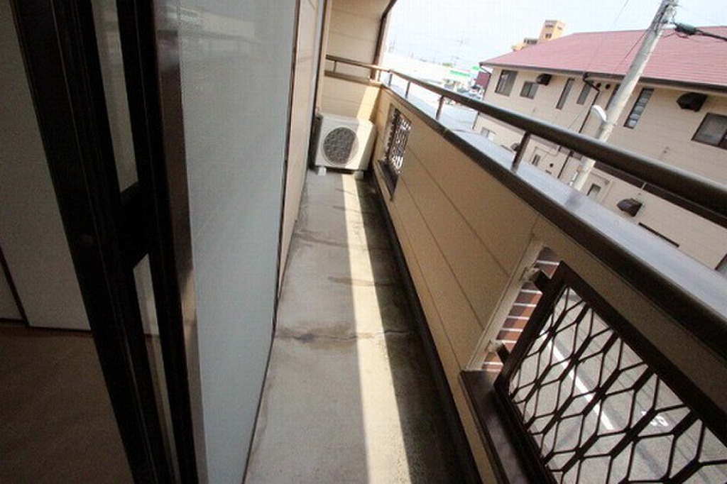 (4/22) バルコニー (4/22) バルコニー