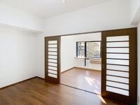 スプランドゥール中山下