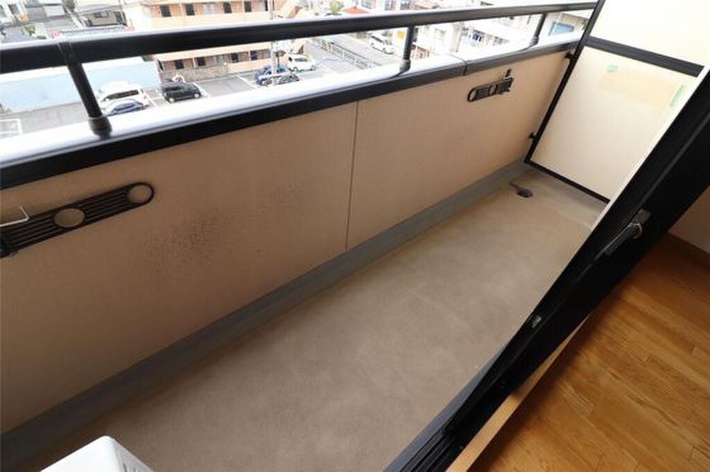 (8/23) バルコニー (8/23) バルコニー