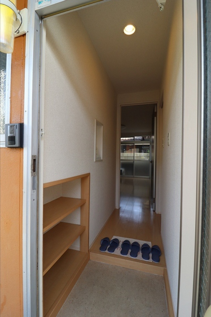 (9/26) 玄関 (9/26) 玄関