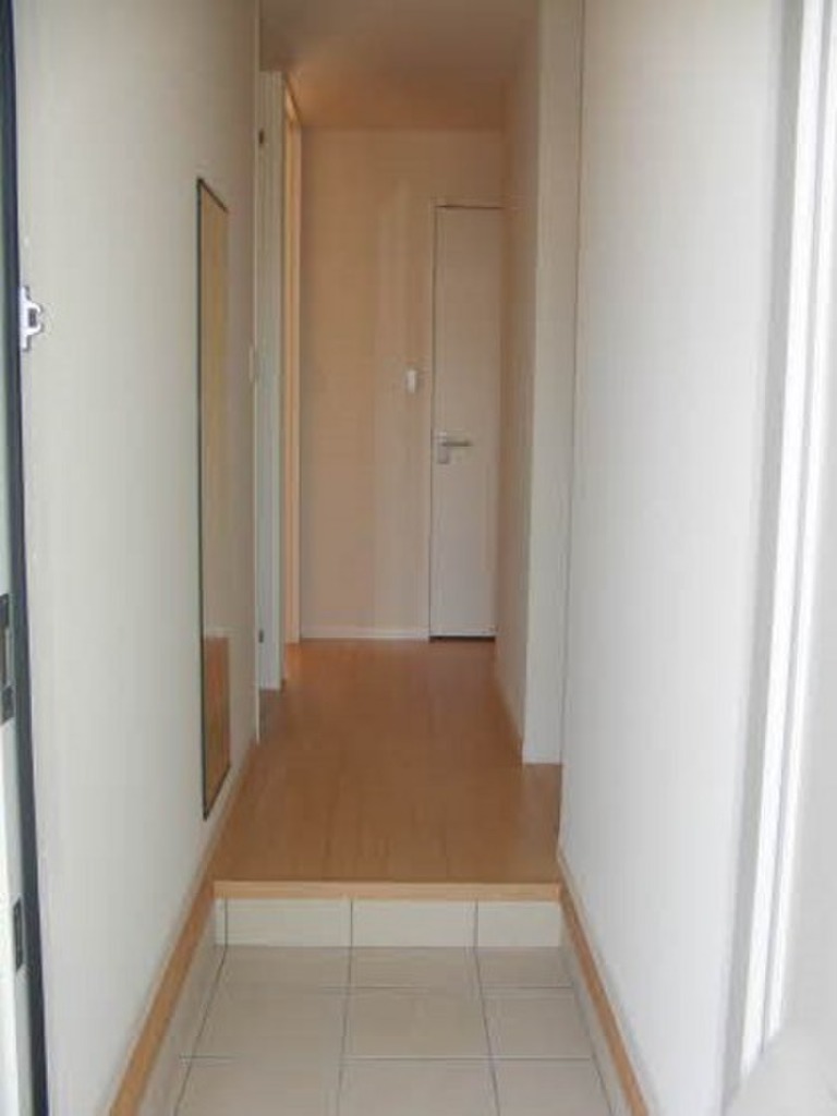 (19/28) 玄関 (19/28) 玄関