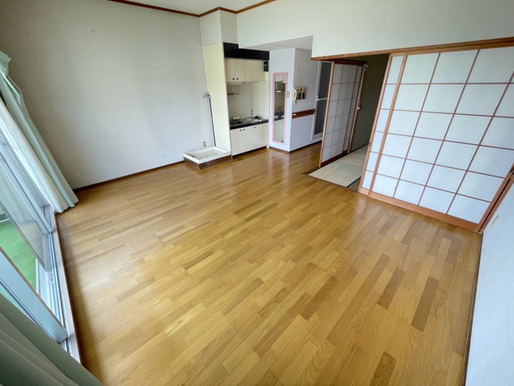 (2/23) 居室・リビング (2/23) 居室・リビング