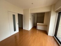 アーバン富田町