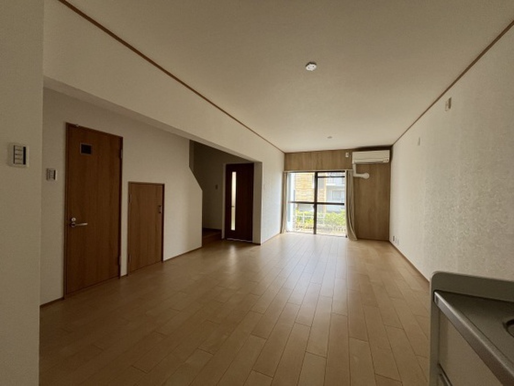 (2/19) 居室・リビング (2/19) 居室・リビング