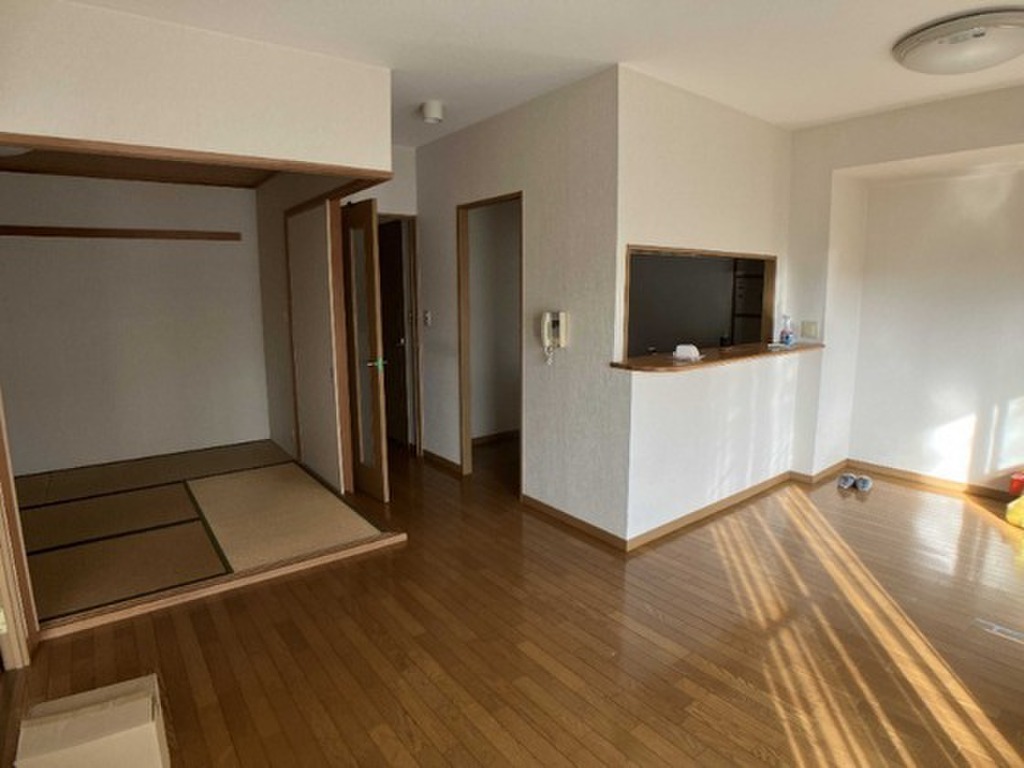 (2/25) 居室・リビング (2/25) 居室・リビング