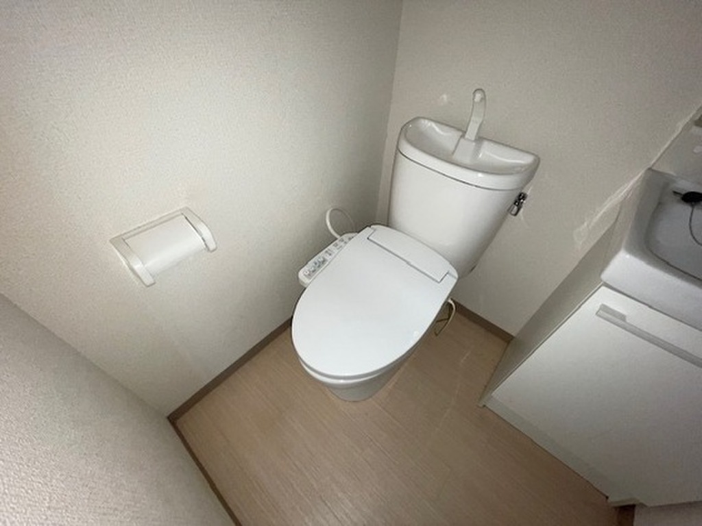 (5/20) トイレ (5/20) トイレ