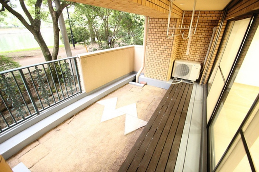 (10/24) 庭 (10/24) 庭