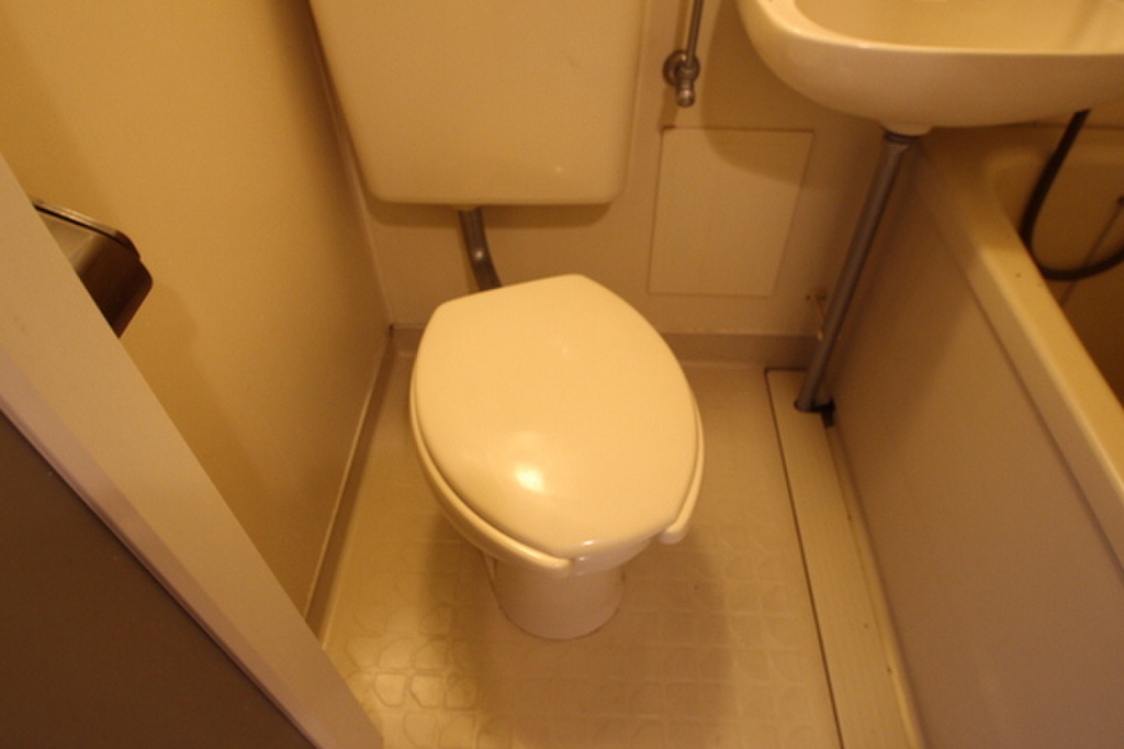 (15/20) トイレ