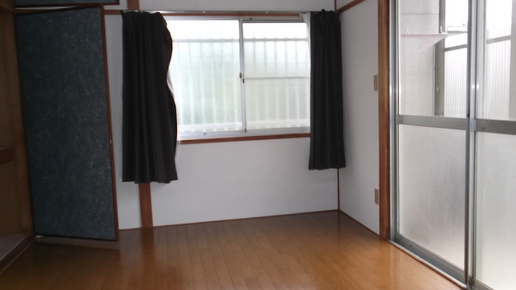 (2/18) 居室・リビング (2/18) 居室・リビング