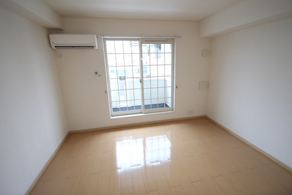 (2/24) 居室・リビング (2/24) 居室・リビング