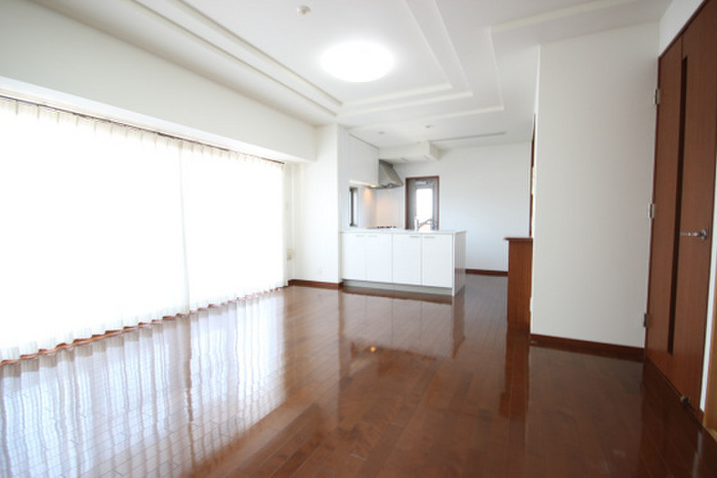 (2/17) 居室・リビング (2/17) 居室・リビング