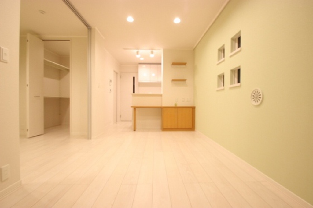 (2/28) 居室・リビング (2/28) 居室・リビング