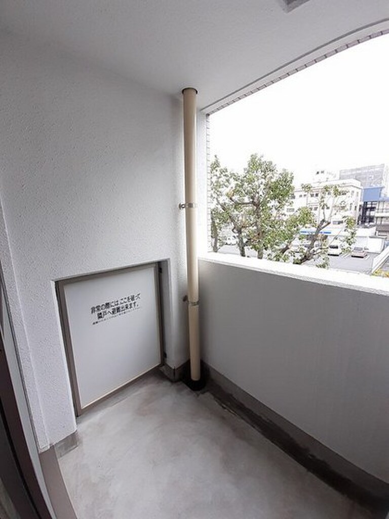 (8/18) バルコニー (8/18) バルコニー