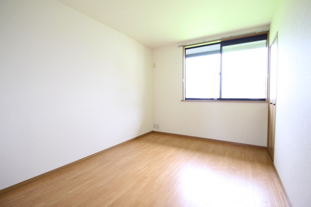 (11/17) ※他号室の写真です。 (11/17) ※他号室の写真です。