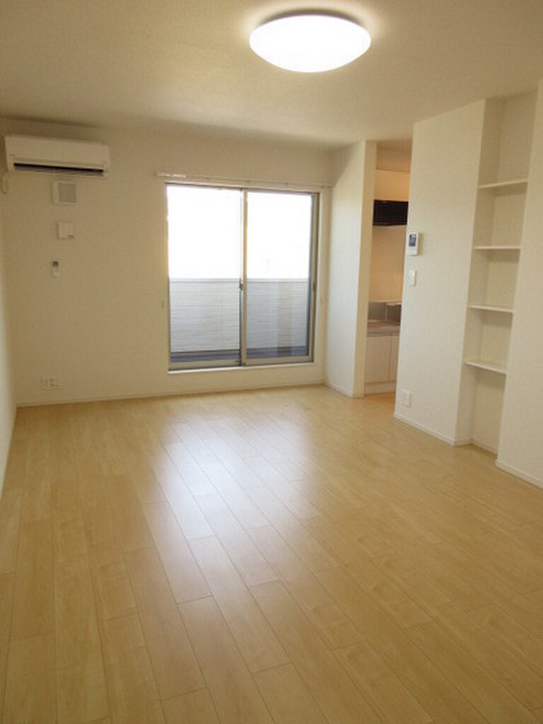 (2/15) 居室・リビング (2/15) 居室・リビング