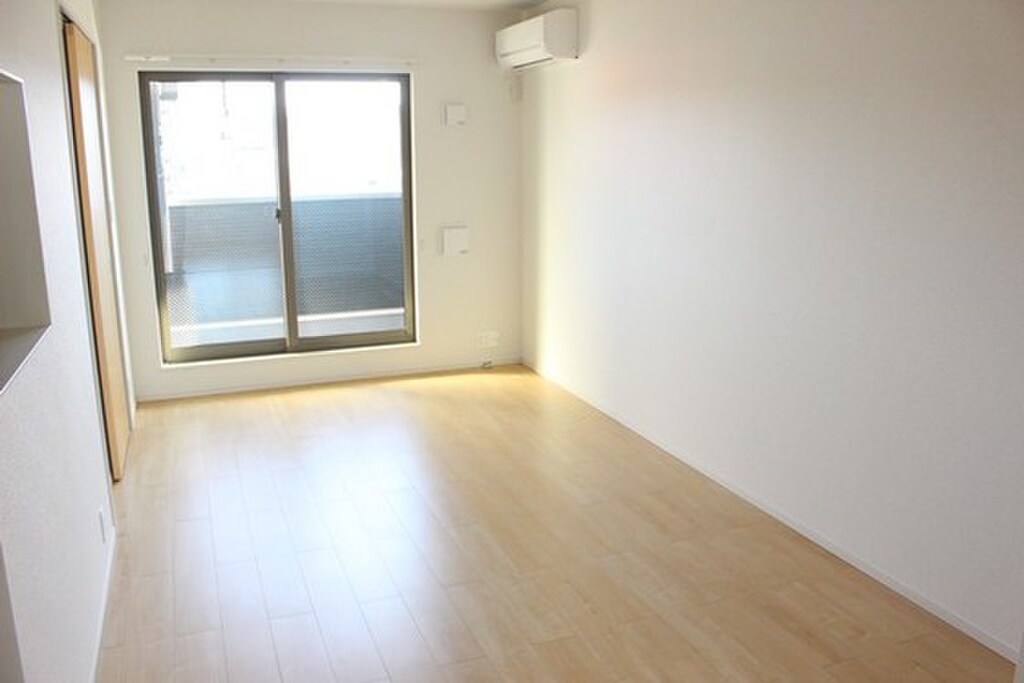 (2/24) 居室・リビング (2/24) 居室・リビング