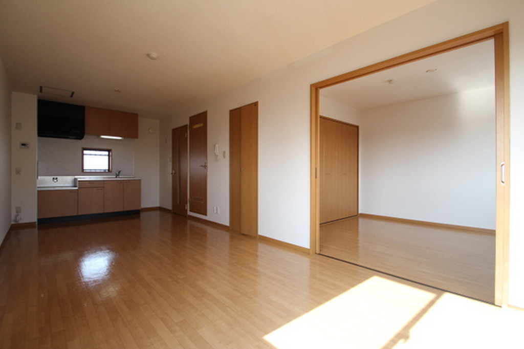 (2/17) 居室・リビング (2/17) 居室・リビング