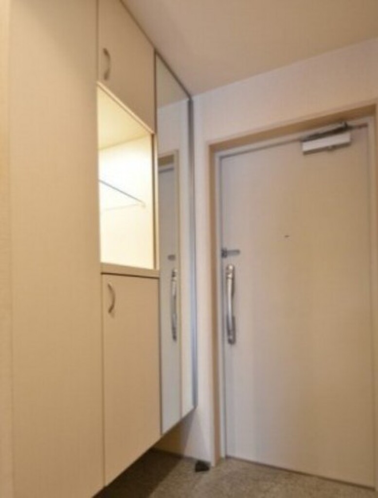 (9/19) 玄関