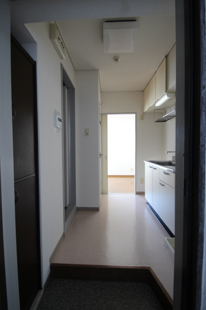 (17/20) 玄関 (17/20) 玄関