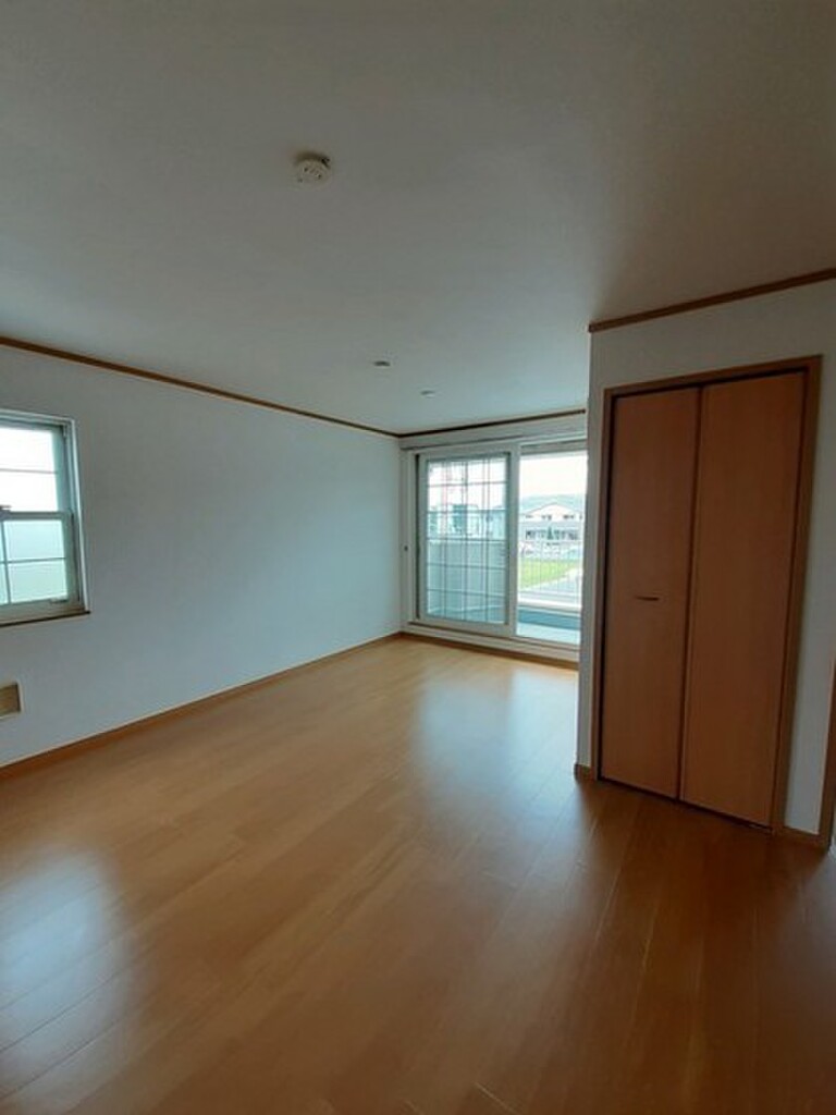 (2/17) 居室・リビング (2/17) 居室・リビング