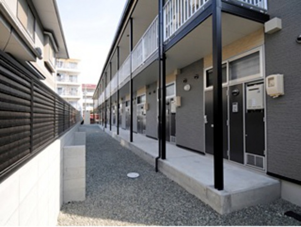 (12/16) 玄関 (12/16) 玄関