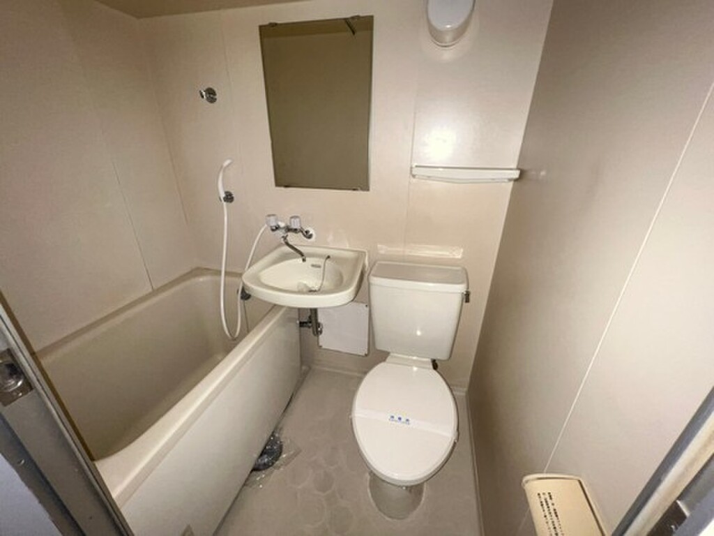 (5/24) トイレ (5/24) トイレ