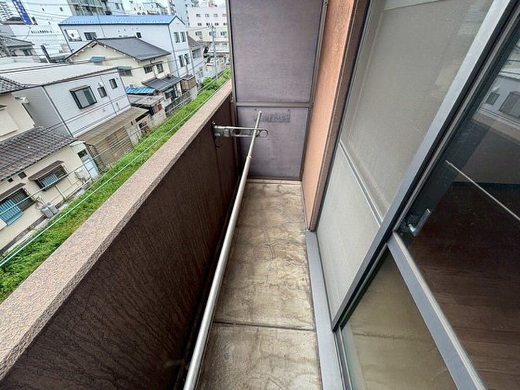 (4/23) バルコニー (4/23) バルコニー