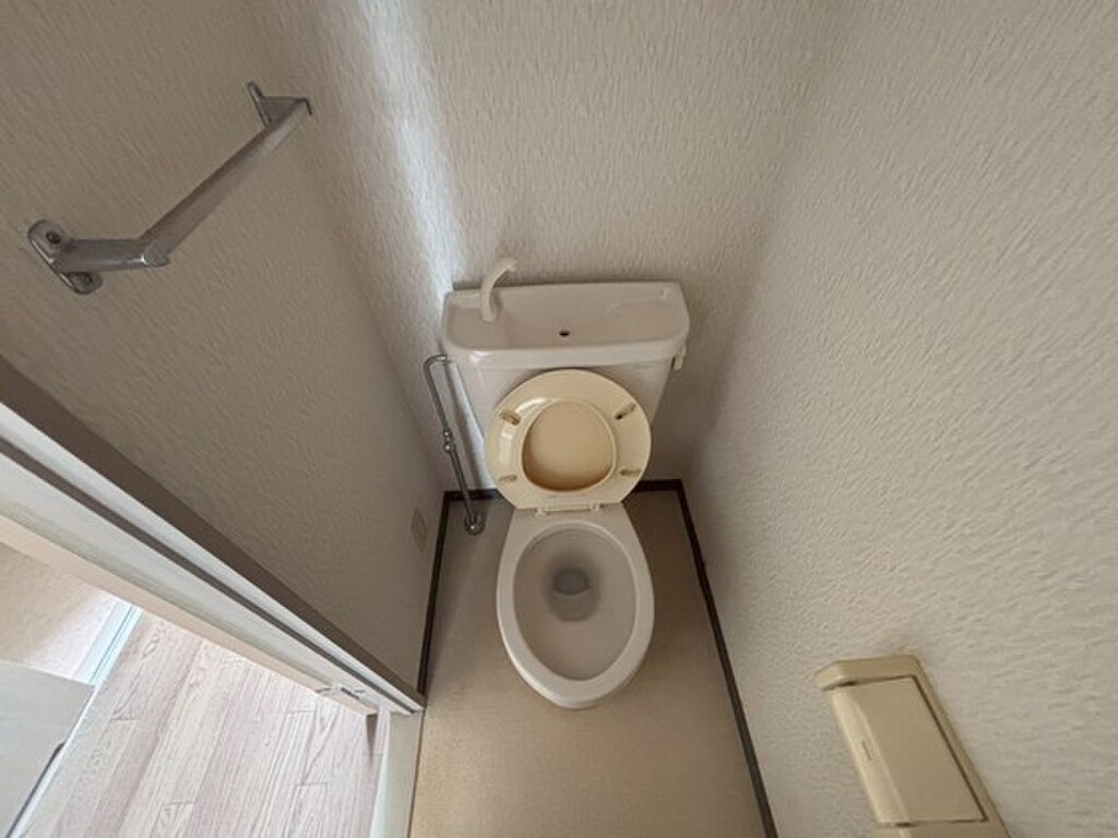 (8/23) トイレ (8/23) トイレ