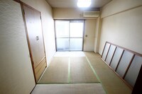 Simple Life Emi