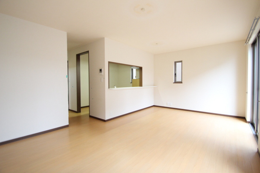 (2/25) 居室・リビング (2/25) 居室・リビング