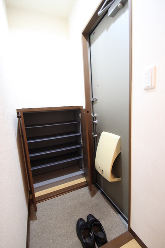 (9/25) 玄関 (9/25) 玄関