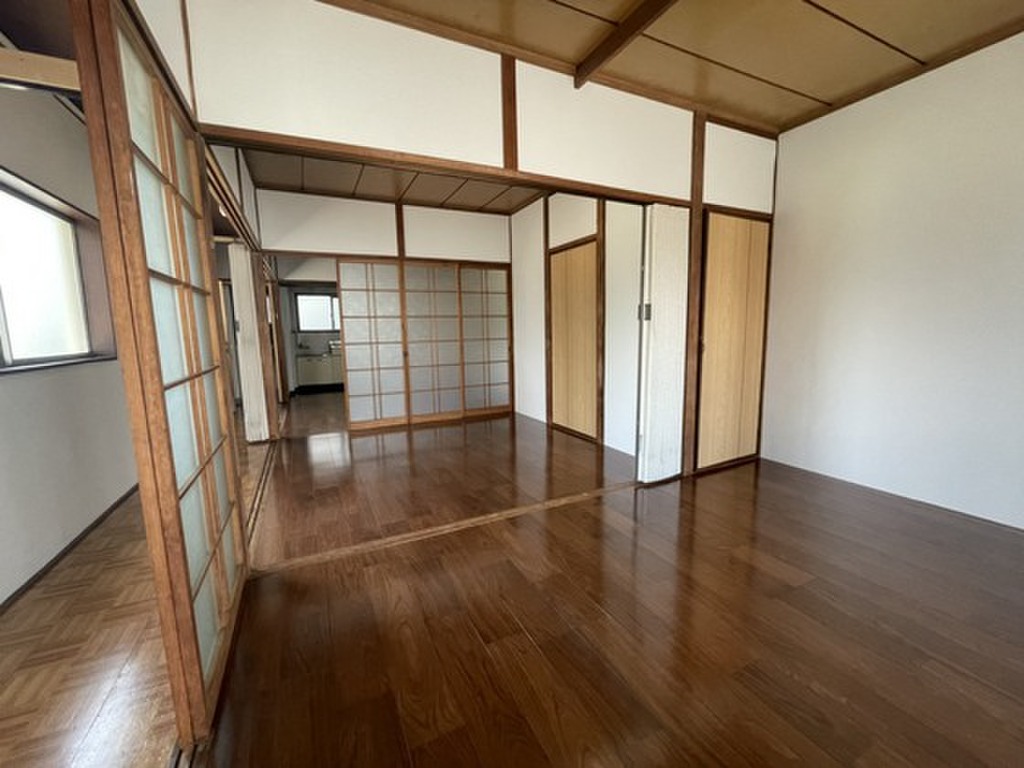 (2/19) 居室・リビング (2/19) 居室・リビング